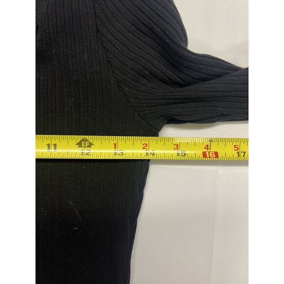 Reformation Cropped Top Womens S Black Long Sleeve Henley Ribbed Scoop Neck - Picture 4 of 9
